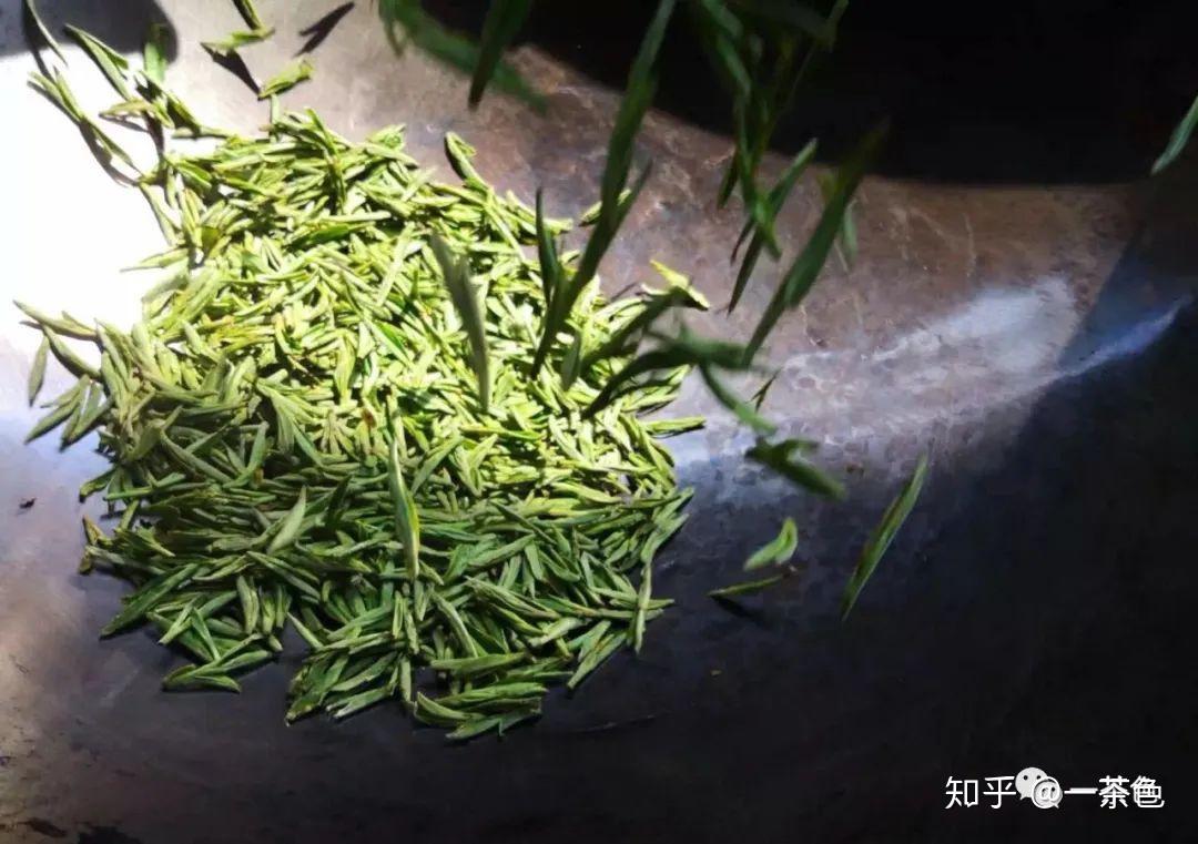 沖泡要點:用80℃—90℃的水沖泡,因為綠茶含有豐富的維生素c,若用開水