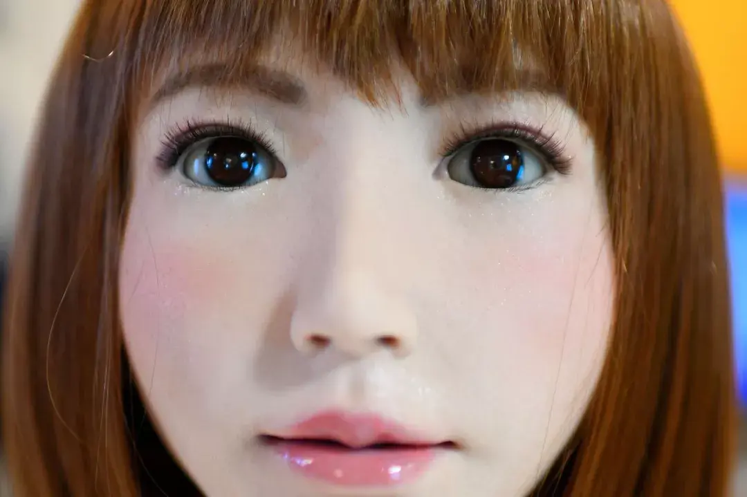 现在的机器人小姐姐真的太逼真了看完都是心动的感觉