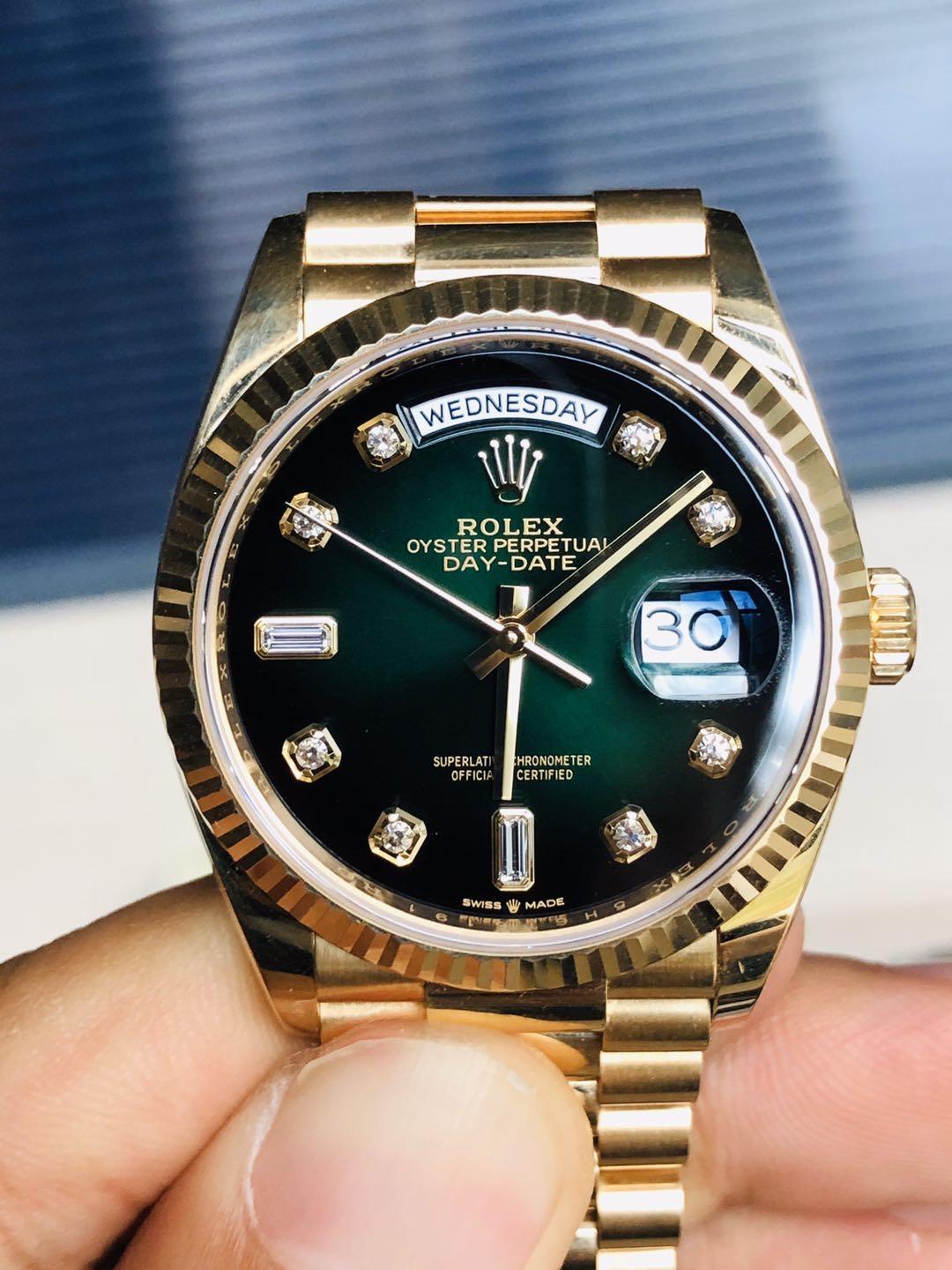 劳力士星期日志128238间变绿