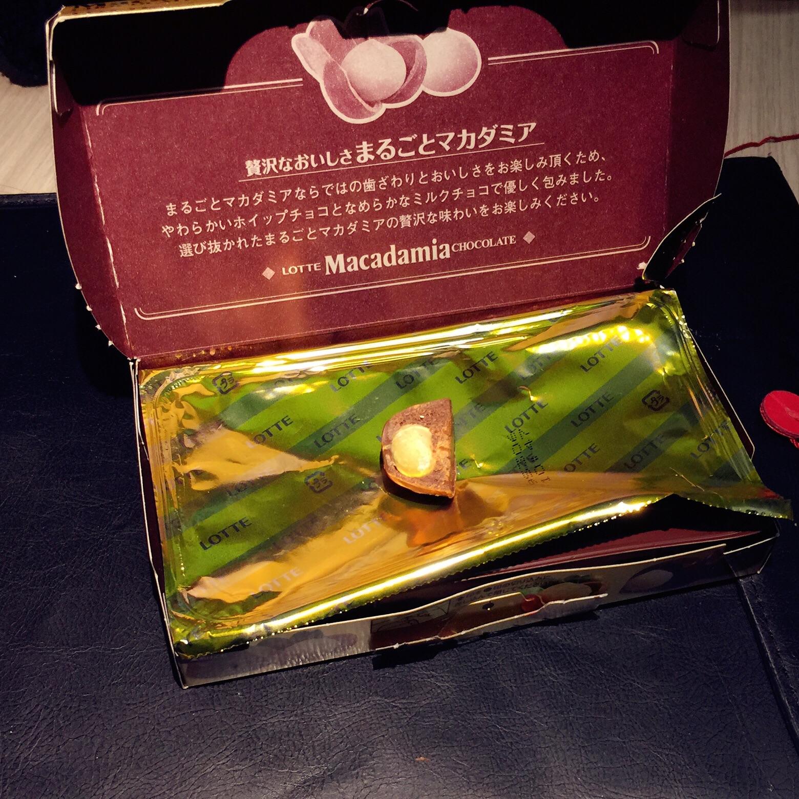 试食记一本满足lottemacadamia原颗夏威夷果巧克力