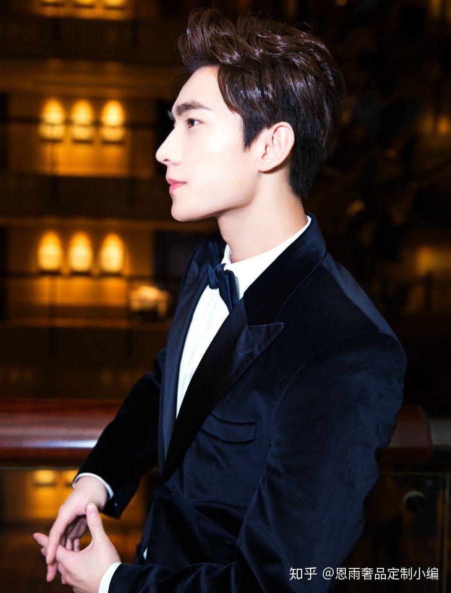 西装油腻花美男内地偶像艺人杨洋