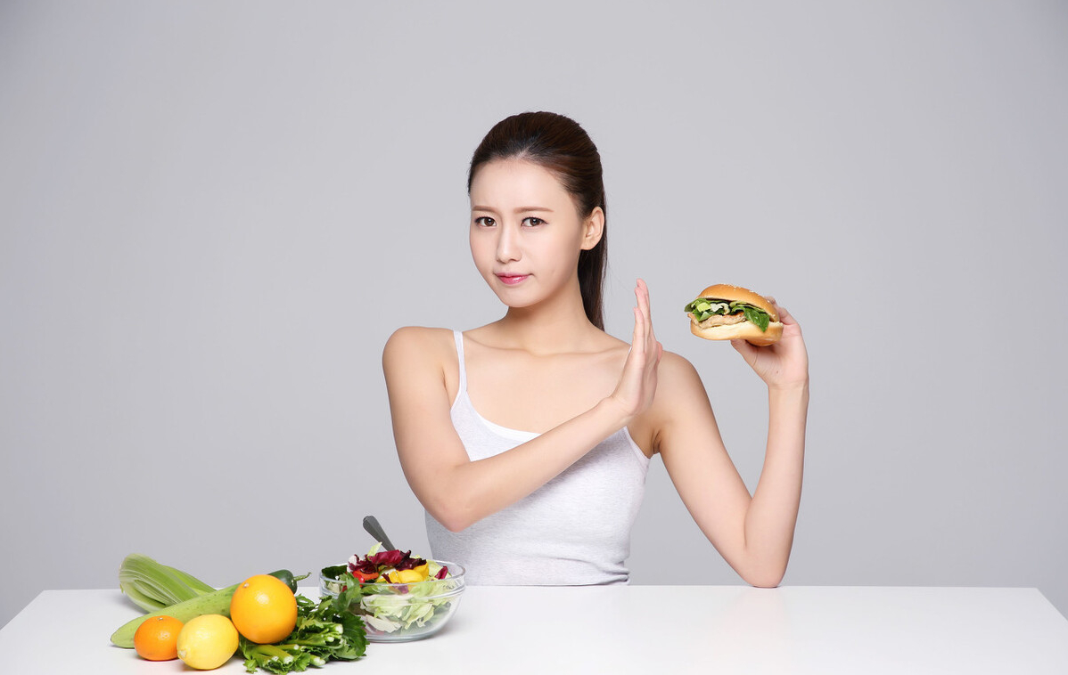 59条实用减肥干货,一次性搞懂怎么减肥,照着做,不瘦都不行!