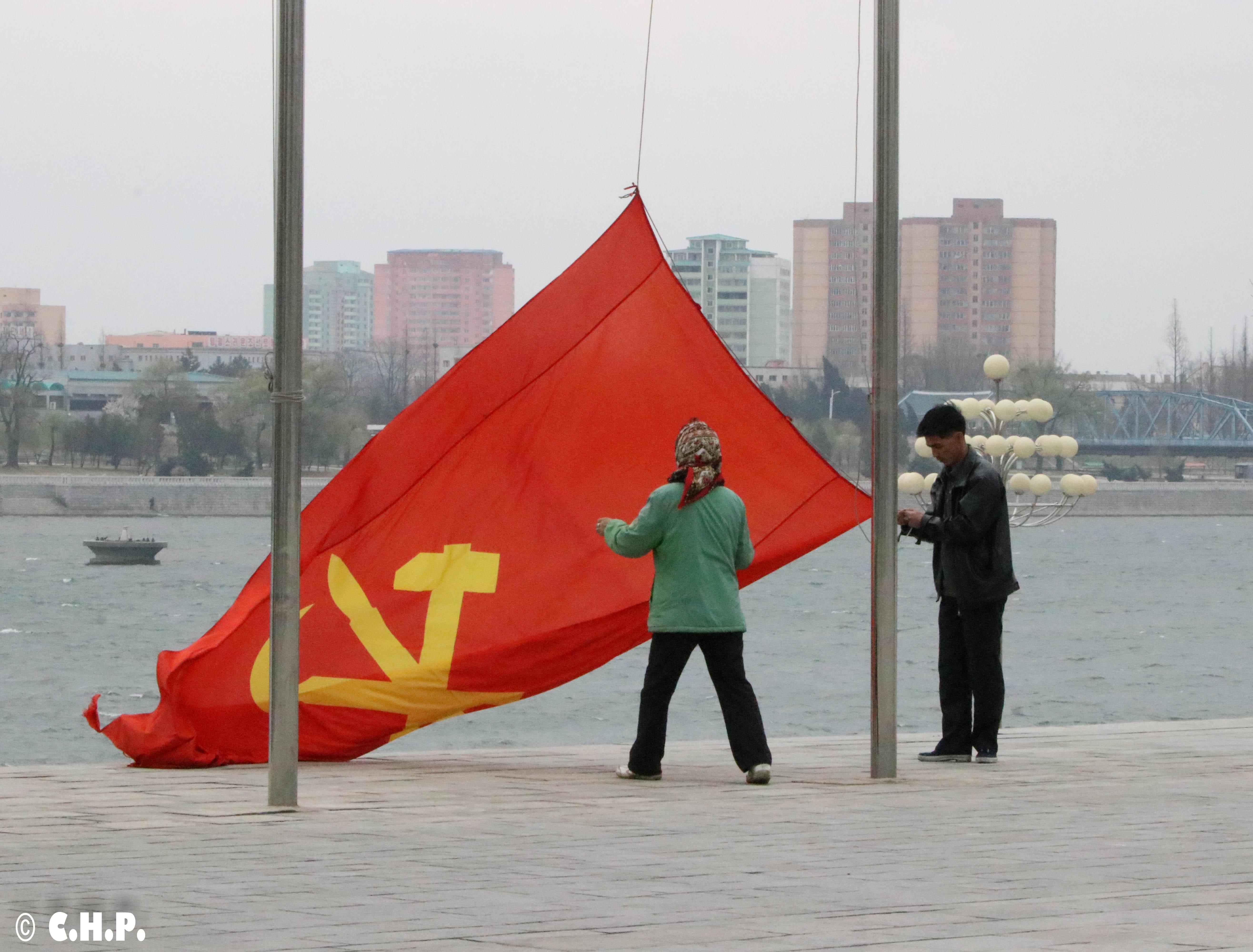 忽如一夜春风来,"朝鲜宣布改革开放"的消息轻松获得100000 阅读.