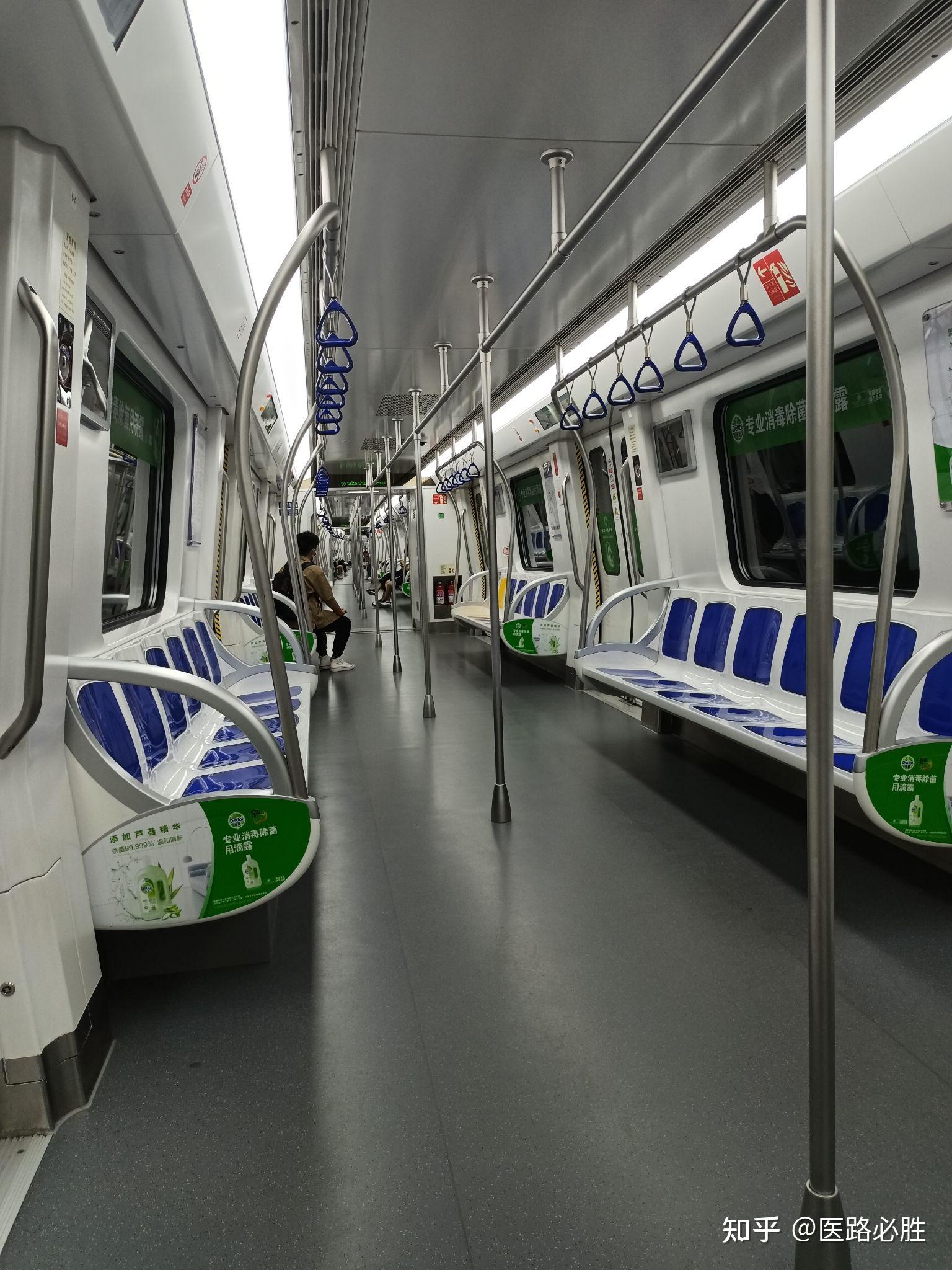 3号线终点站滩头站到达时间15:55济南东站到达时间15:51王舍人站到达