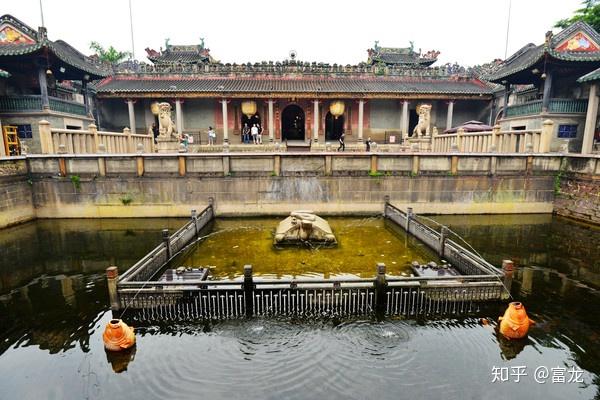 广东春节好去处,祖庙承载着佛山人的记忆,被誉为东方民间艺术宫(广东佛山祖庙的简介)