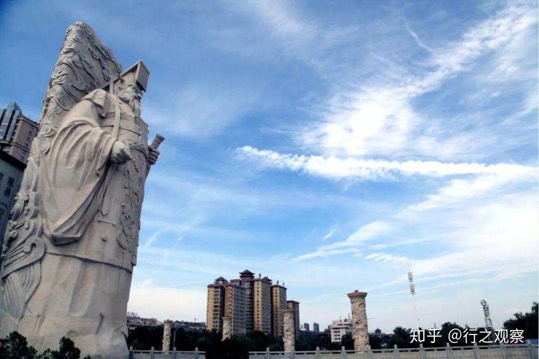 咸阳历史文化悠久,前秦时,汉刘邦长陵邑改为咸阳郡,并辖灵武县.