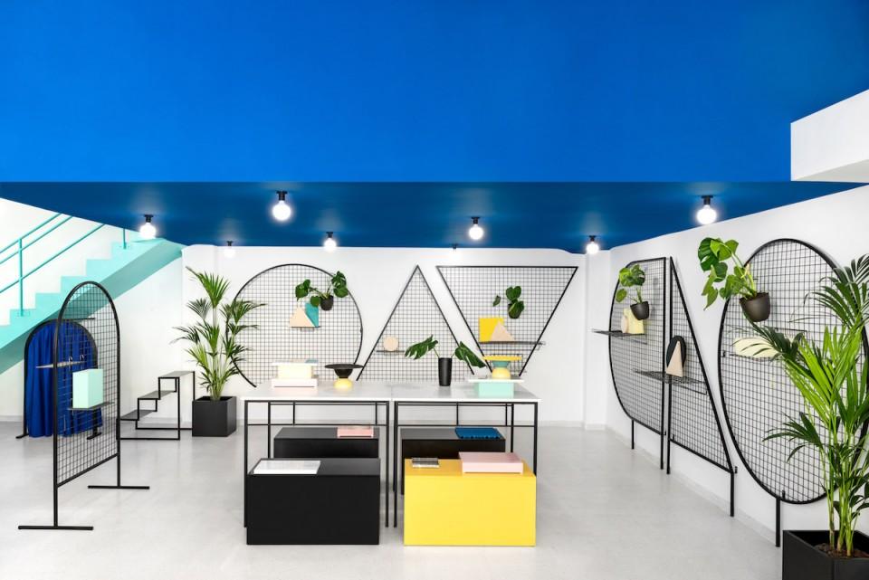 and vegatation decorates space▽ 收银台,reception counter desk▽