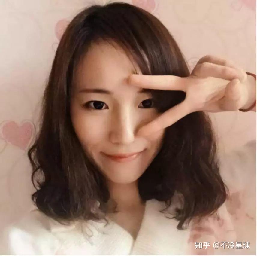 三年过去,刘鑫变成了刘暖曦,还在骂声中赚了钱 - 知乎