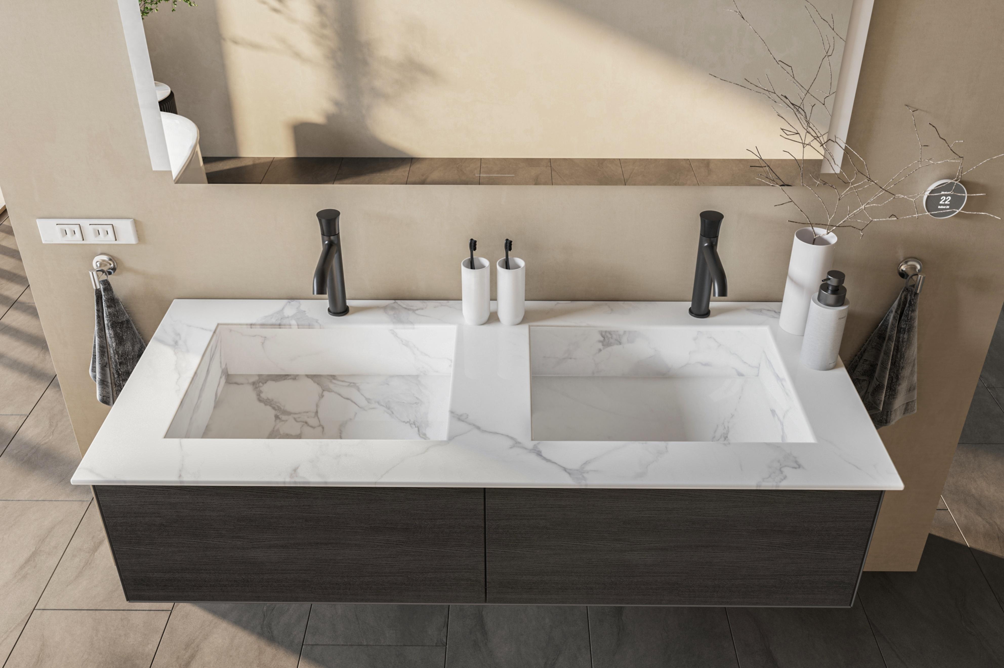 建议从装修预算与个人使用需求来考虑.