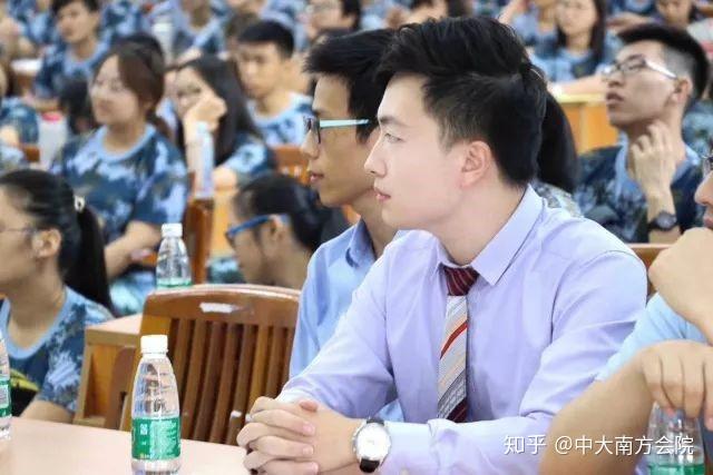 中山大学南方学院校友风采刘华柱我的征途是星辰大海