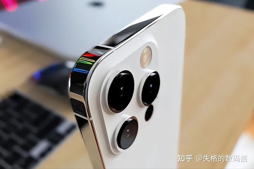 1英寸,120hz,oled摄像头:4800w主摄 1200w超广角 1200w长焦今年苹果