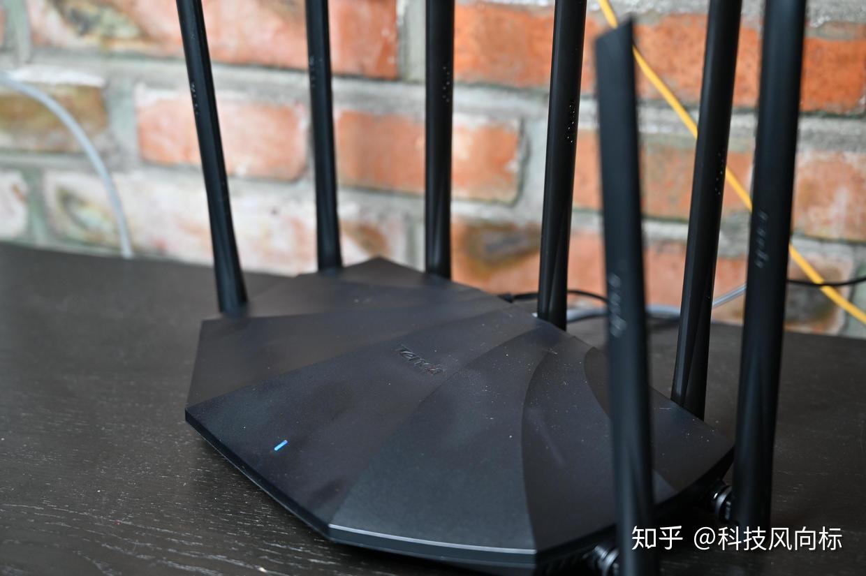 如何选择路由器型号 v2-a76d755d386a8b4dbba956bfc9bc3dbf_r.jpg
