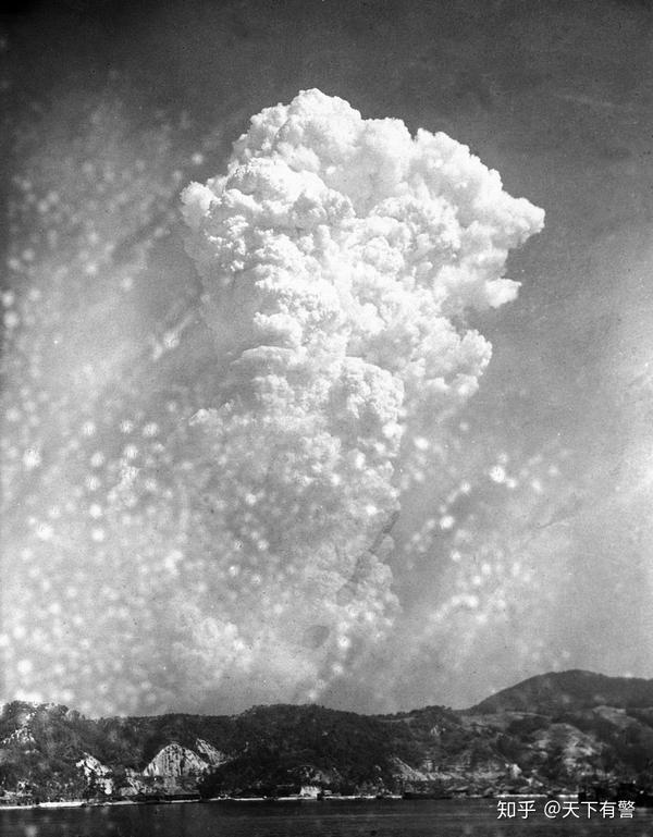 广岛原子弹 从投放到爆炸只有43秒 投弹美军轰炸机怎么逃生 知乎