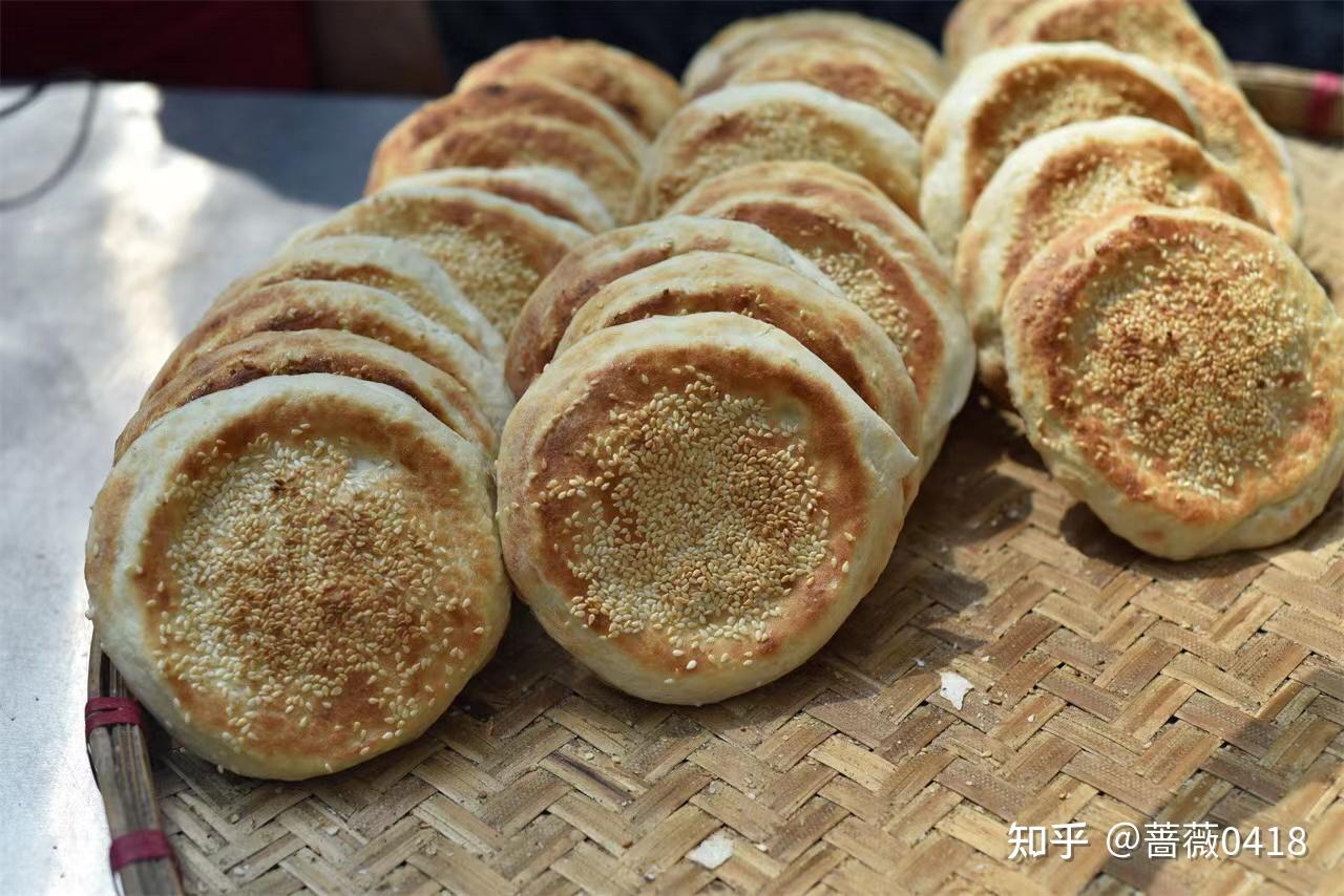 传统美食 黄山烧饼，手工制作而成，尝尝这地道的徽州风味_朱元璋