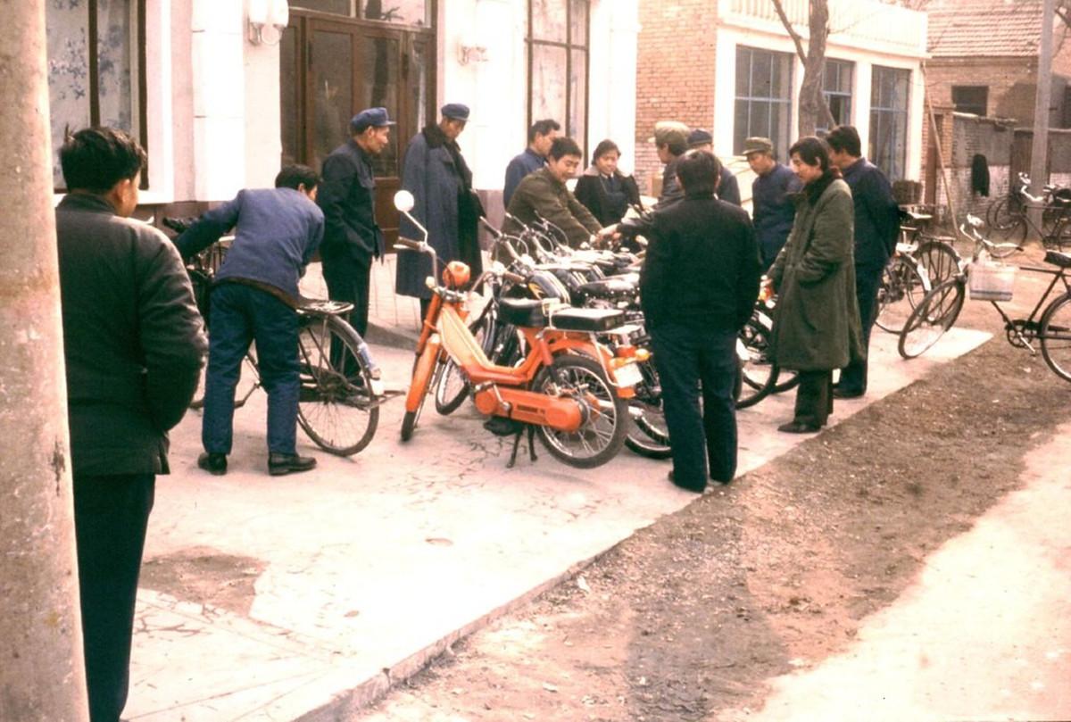 老照片:80年代的河北保定,这些老照片里有没有你儿时的回忆? - 知乎