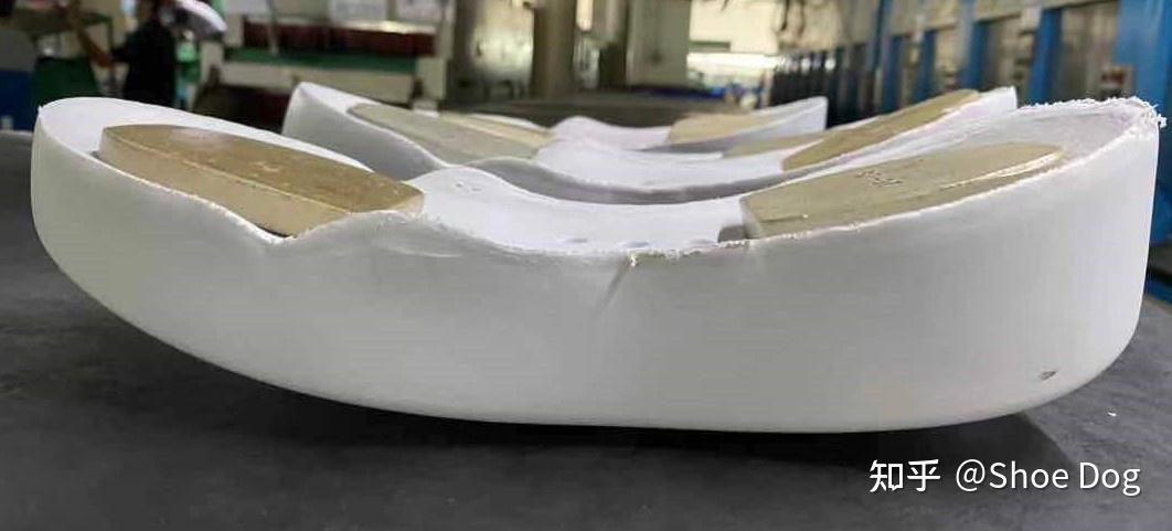 运动鞋常用中底加工工艺及特性介绍—IP、PHYLON - 知乎