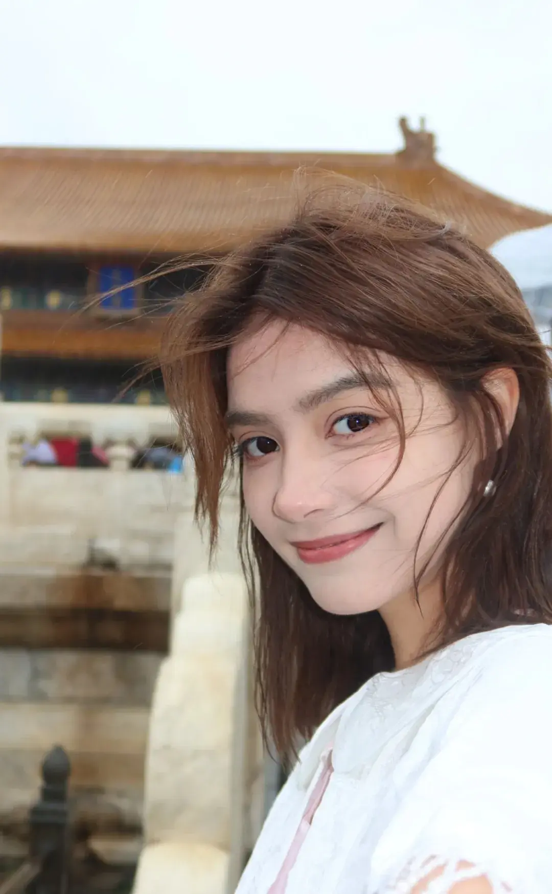 混血感十足!青春活力无限的美女胚子,夏天心到底是何方神圣? - 知乎