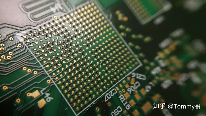 揭秘现代电子心脏：球栅阵列（BGA）如何重塑科技未来？ - 知乎