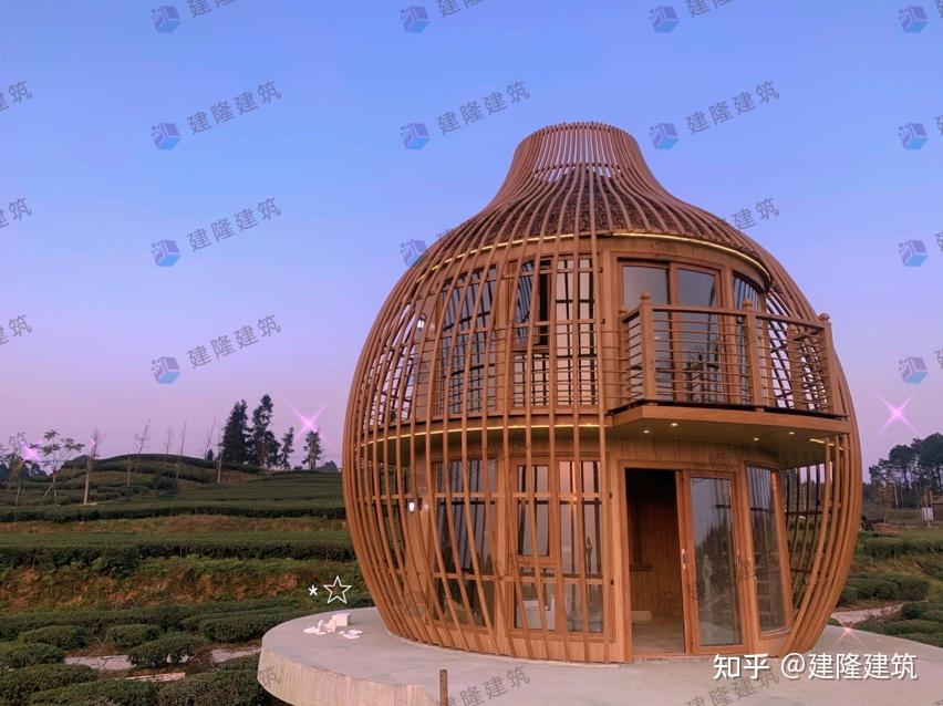 筑在茶园里的鸟笼