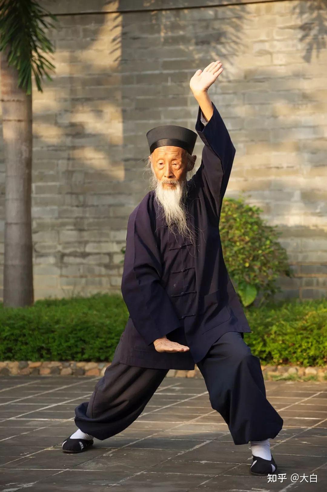 道家秘传祛病强身,健康长寿的功法秘籍——八部金刚长寿功