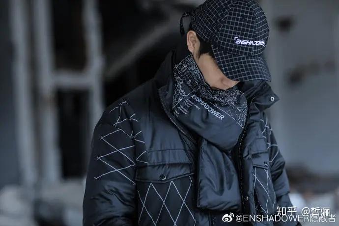 stone island,patagonia等户外品牌,acronym(光头的衣服是真的好看),a