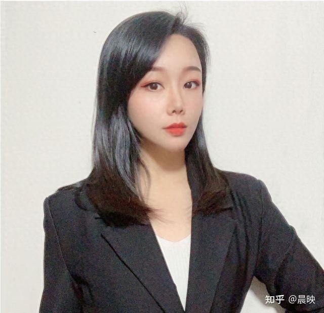 香一一记安徽繁昌县徽之韵文化传媒有限公司总经理,优秀青年演员周瑶