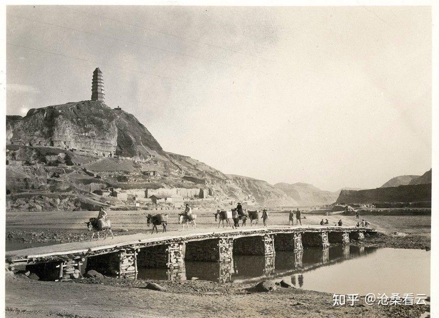 从西山通向抗日根据地的林迈可小道