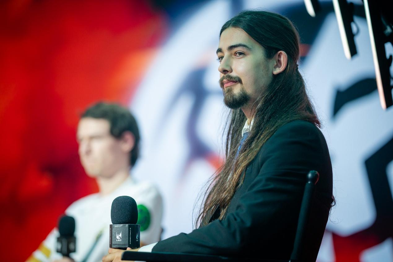 s11赛前专访mad教练mac愿选手做自己不被别人定义的正确束缚