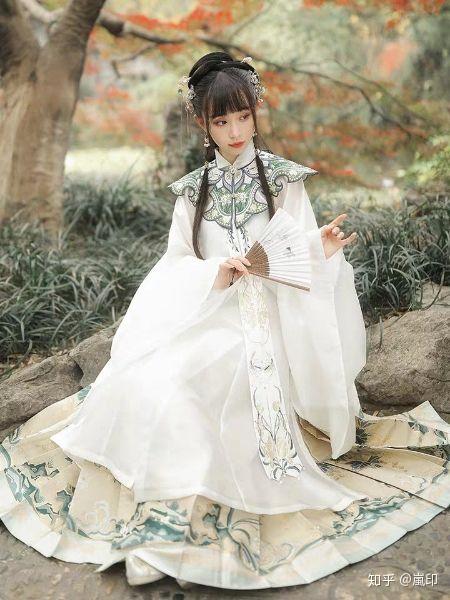 清冷汉服李清照穿搭,清冷汉服李清照穿搭图片