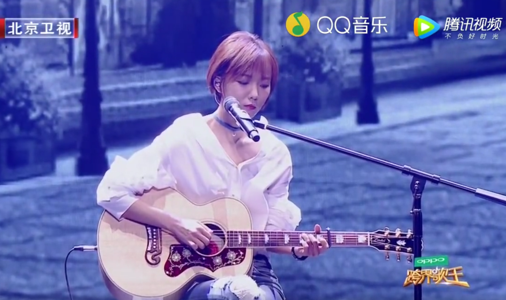 娱乐圈会弹吉他的小姐姐不止万茜但99的人只会四个和弦