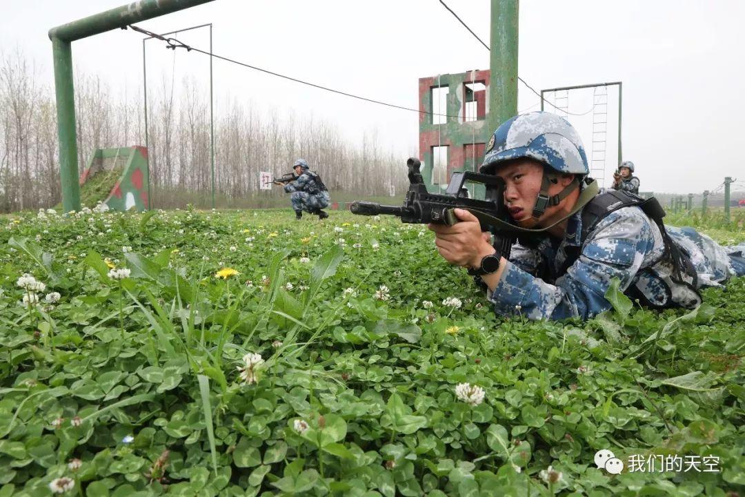 战术博弈与球员状态成胜负关键巴列卡诺欲借主场之利突破防线