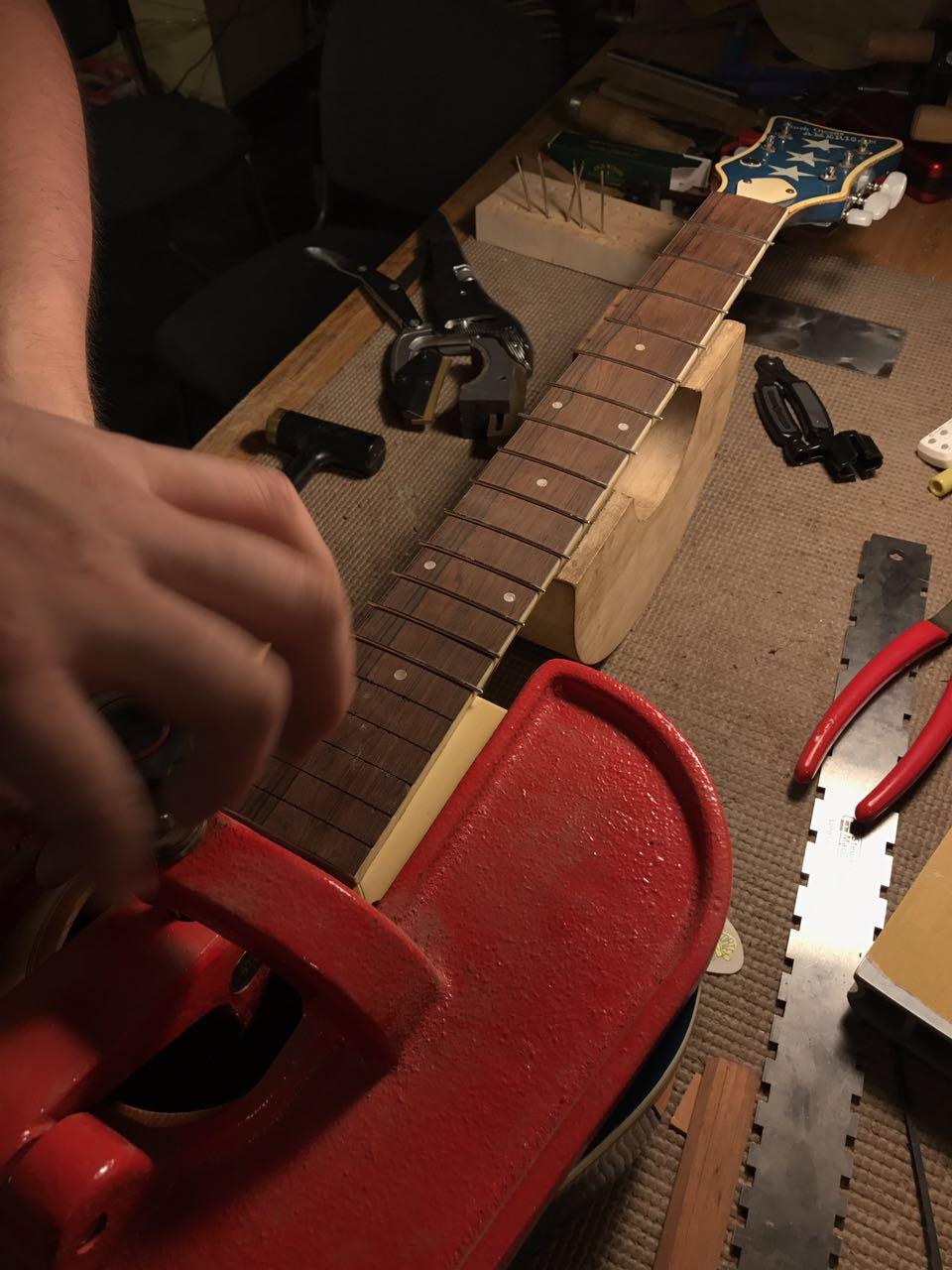 吉他维修 harmony buck owens american