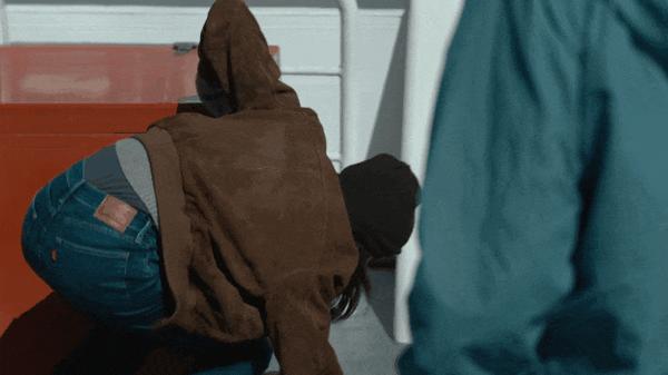 英剧《悬案解码》开播即爆,评分居然超越网飞年度剧王
