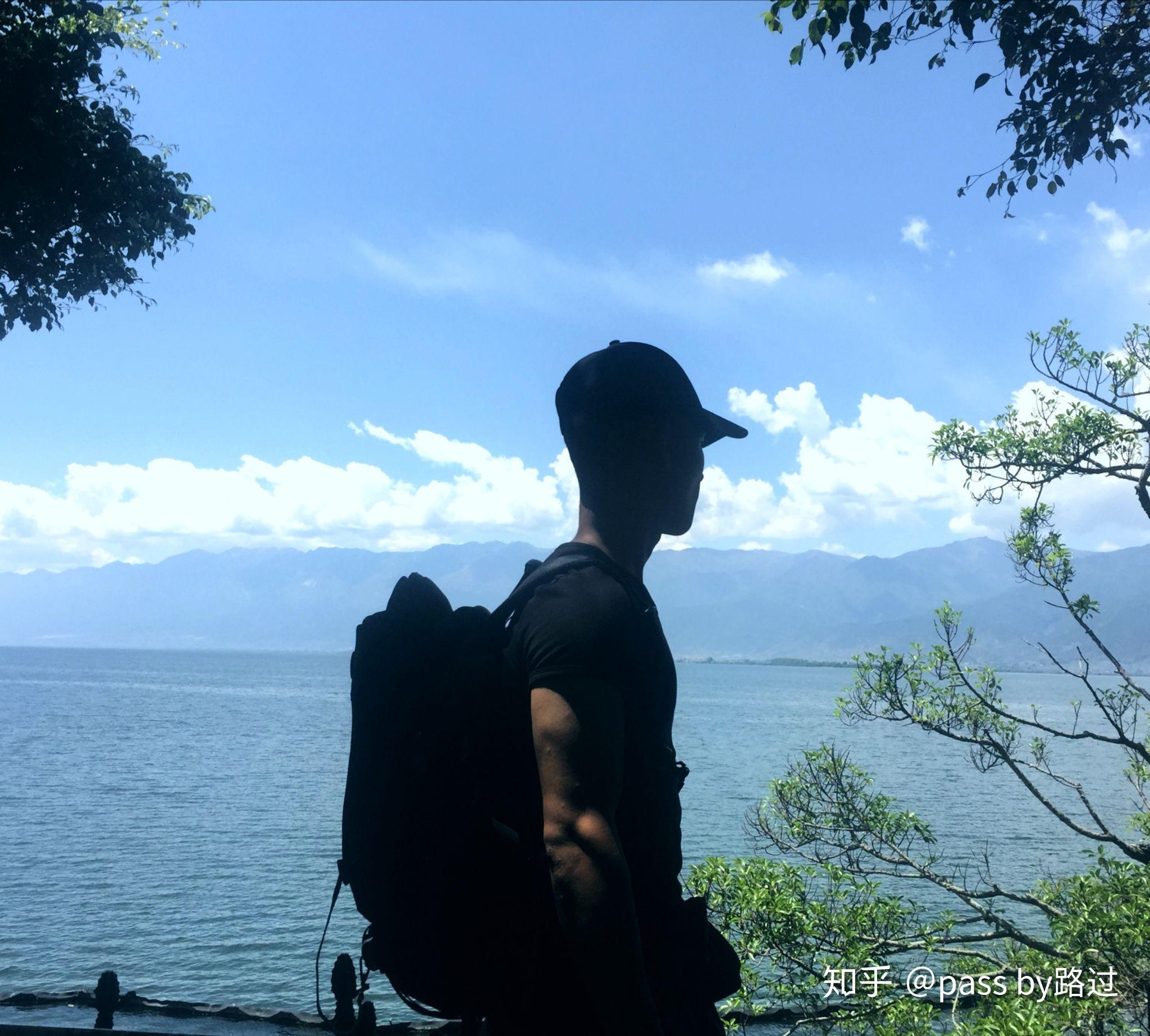 这是长大以后第一次远行图片里只有一个人(其实还有一个我心爱的姑娘
