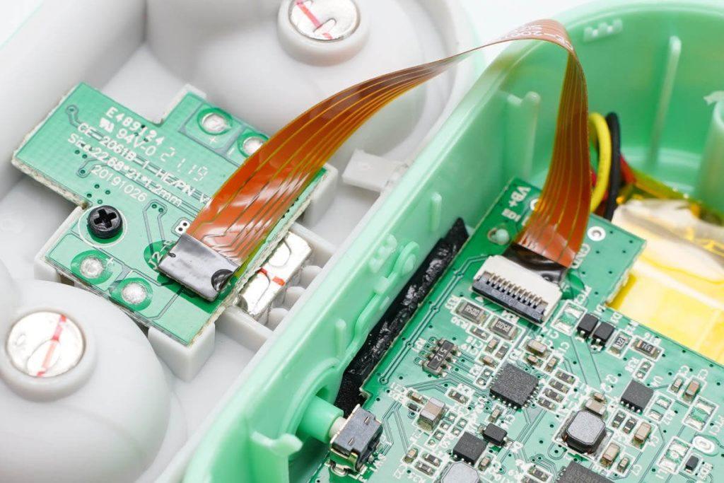 应用兆易创新gd30ws8805xpmic骷髅头tws真无线蓝牙耳机拆解