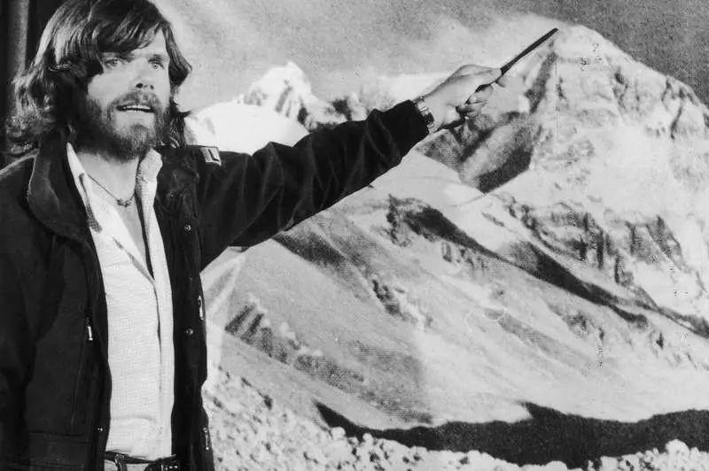 23岁时的梅斯纳尔,做了两件大事儿——一件是前文所述完成了人生中最