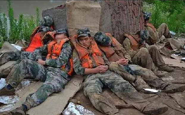 抗疫抗灾抗祸害中华儿女未曾放弃过