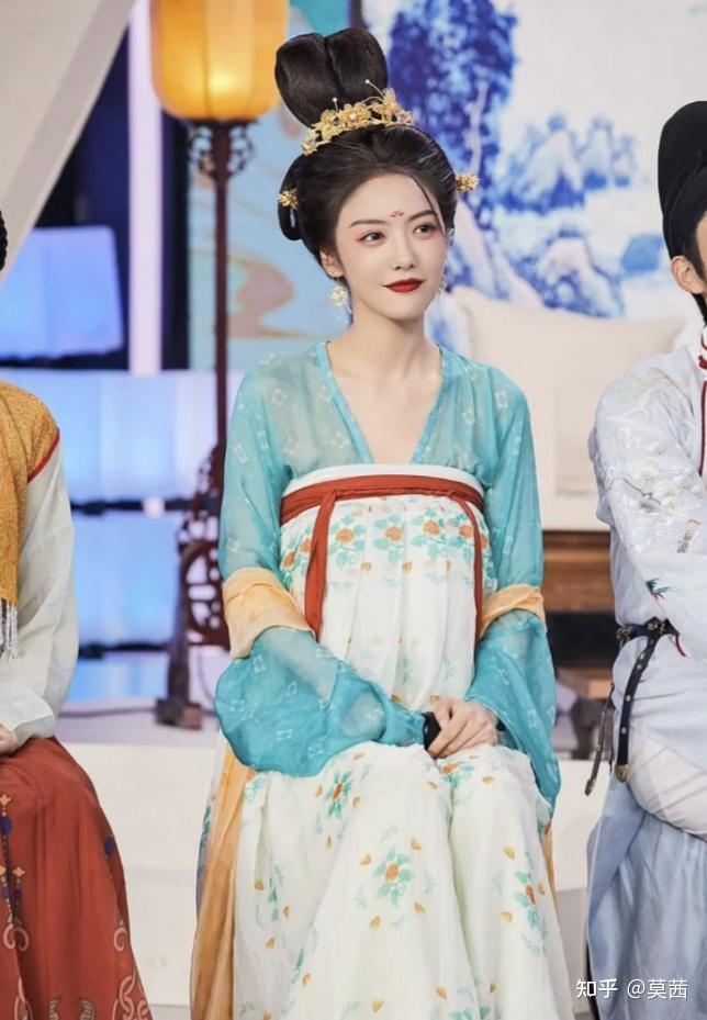 马面裙齐胸衫裙旗袍别瞎穿出糗和惊艳就在一念之间