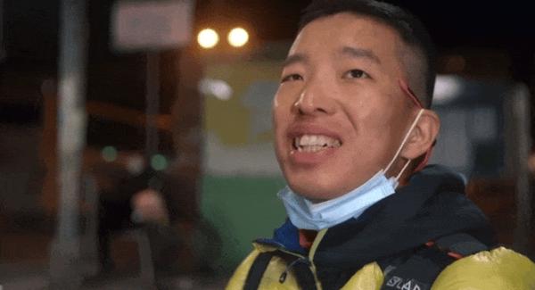 《香港四径大步走》豆瓣8.7分，年度华语黑马