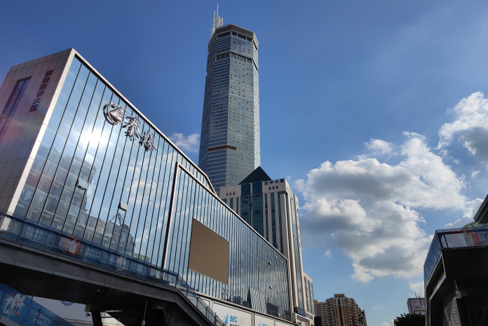 深圳华强北赛格大厦晃动究竟怎么回事