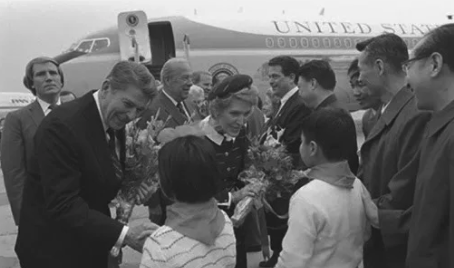 美国总统里根1984年复旦大学演说全文,现在读一遍你有什么感受?