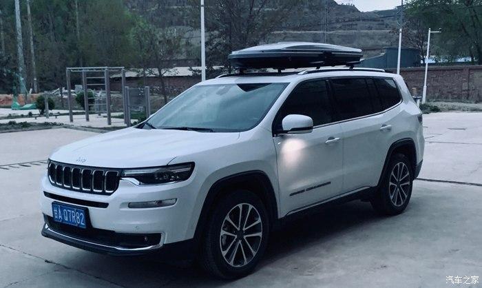jeep大指挥官加装车顶行李箱后附它的使用感受
