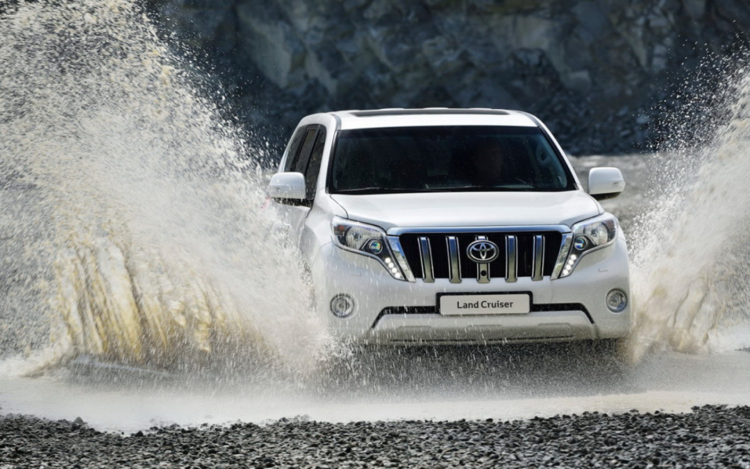 喜欢普拉多2700却接受不了它的动力原来还可以选择机械增压