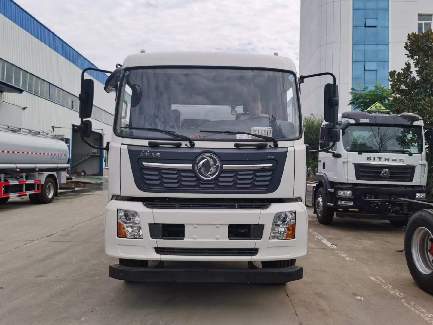 东风天锦14方腐蚀品运输车盐酸硫酸运输车