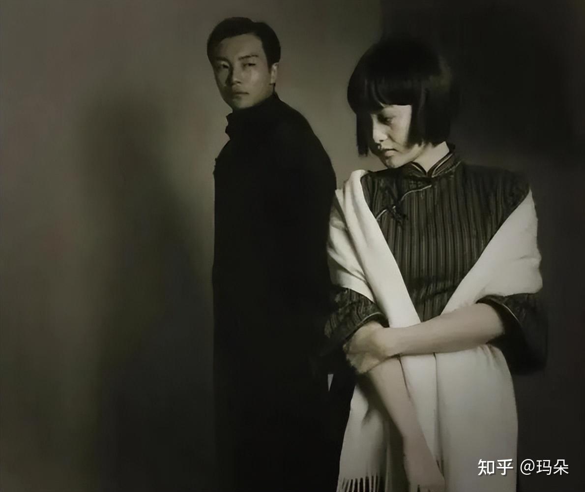 鲁迅《伤逝》:“那个喊出‘我是我自己的,他们谁也没有干涉我的权利’的纯真女孩,和爱人私奔以后,没有得到想要的幸福,她悲惨地死去了。” - 知乎