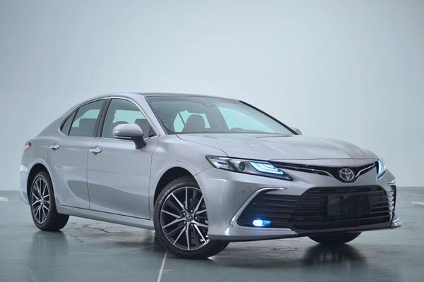 新款第八代凯美瑞正式上市售价1798万起