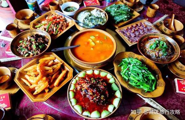 金秋来鲁朗除赏风景外,那卖出“天价”的石锅鸡到底值得一吃吗? - 知乎