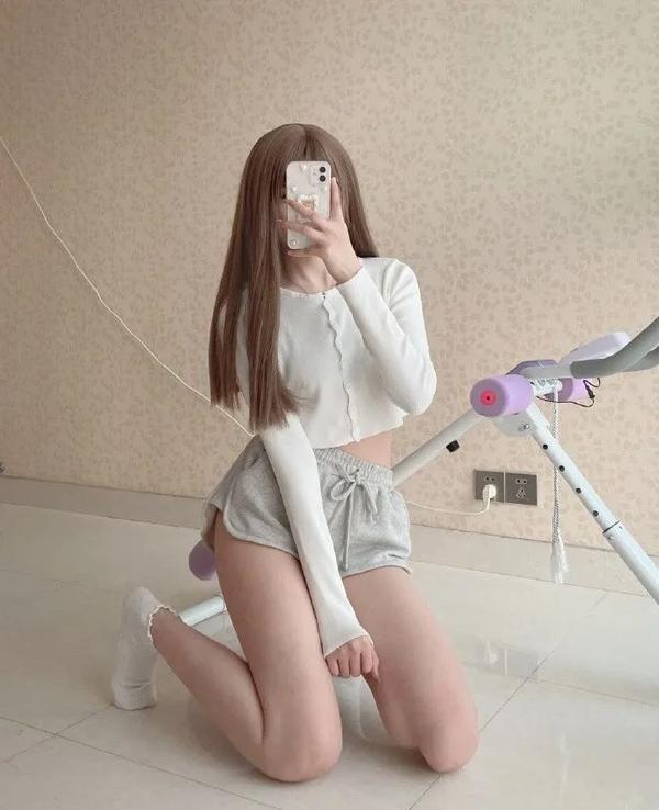 软色情电气鼠,四百万粉丝T0级美腿,被网暴,作品全部删除!16 软色情电气鼠,四百万粉丝T0级美腿,被网暴,作品全部删除!16