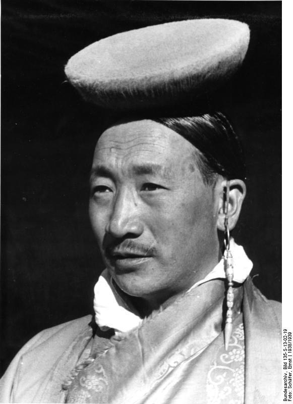 龙厦·多吉次杰(藏文:2320222624222622252825