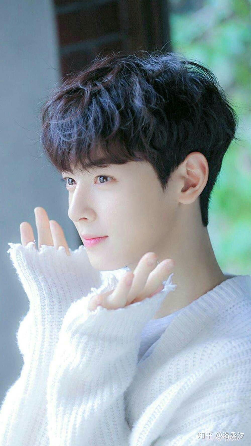 男生笑起来很甜的是一种怎样的体验?